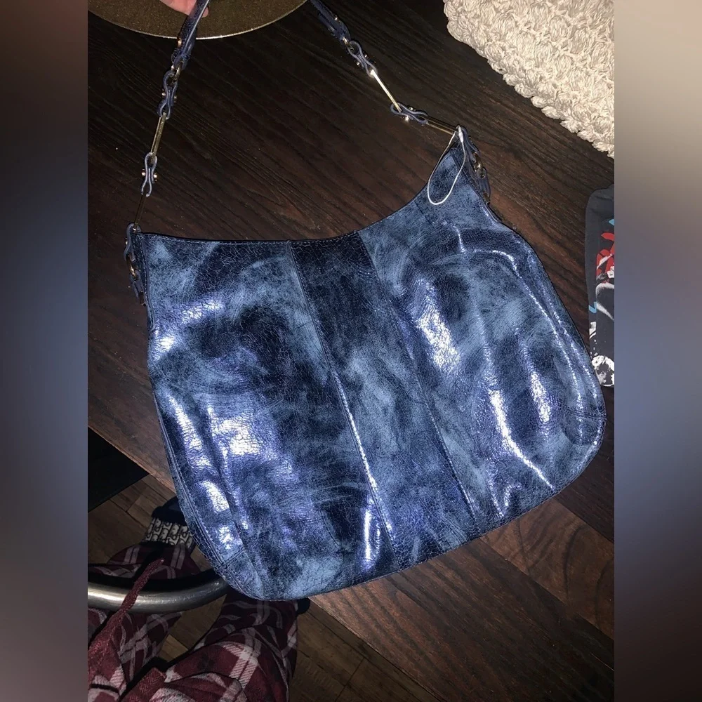 Tory Burch good carried